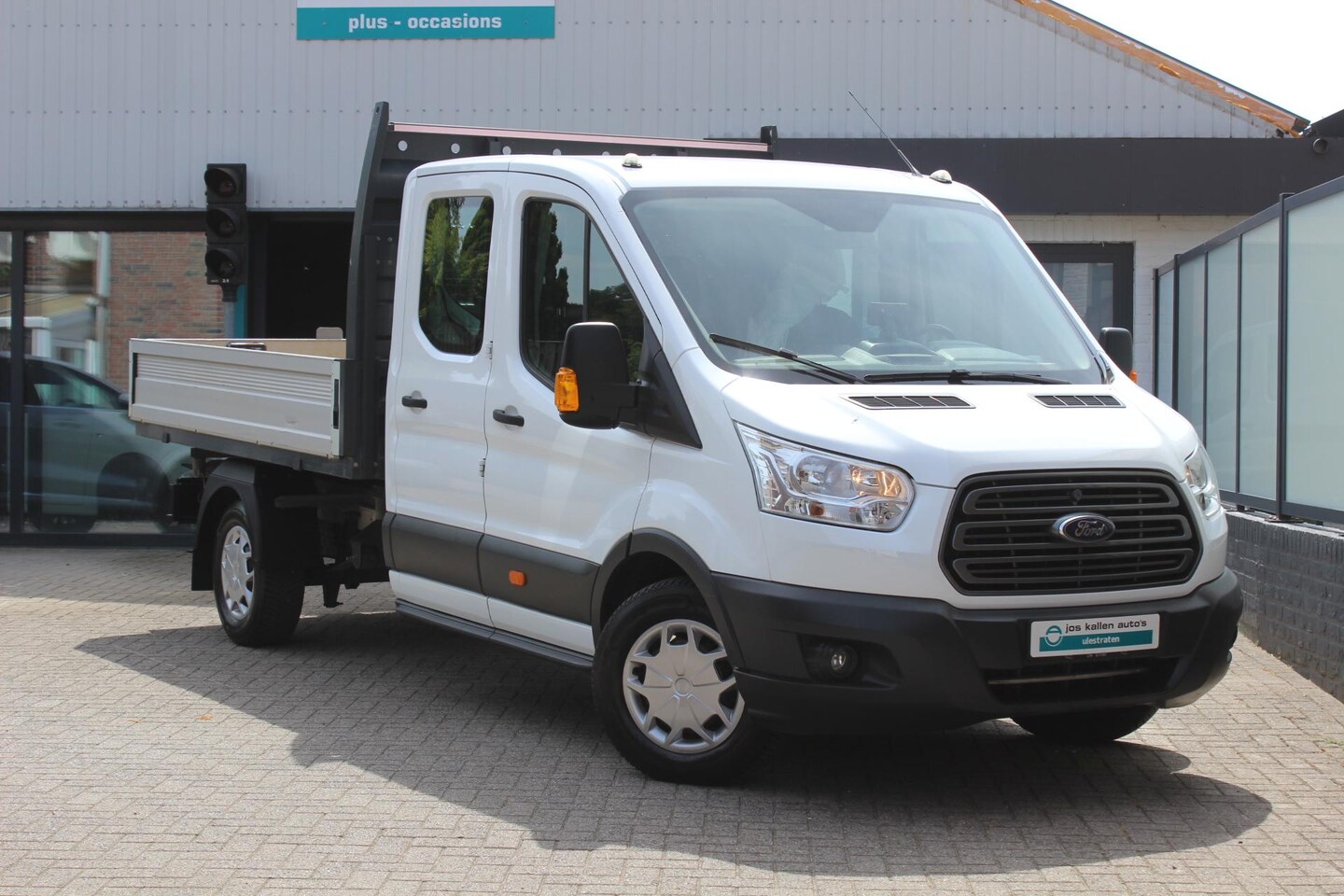 Ford Transit - 350 2.0 TDCI L4H1 DC Ambiente 3 Zijdige Kipper! Airco EURO6 - AutoWereld.nl