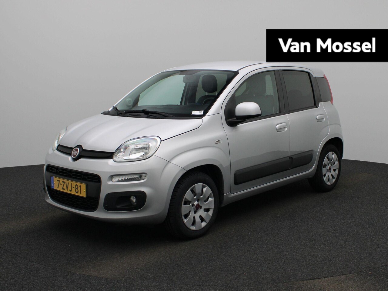 Fiat Panda - 1.2 Lounge | Climate Control | Parkeersensoren | - AutoWereld.nl