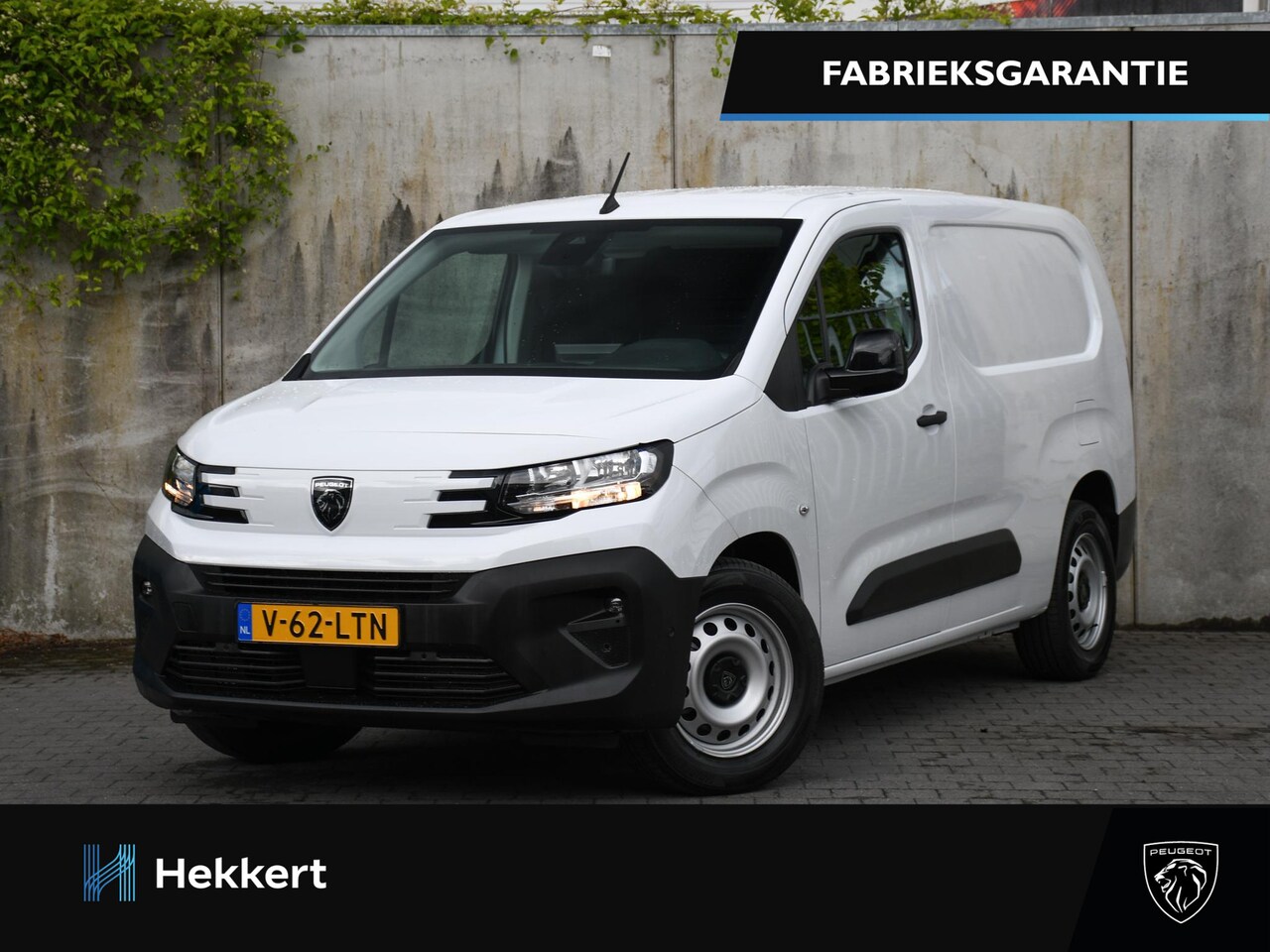 Peugeot e-Partner - L2H1 50 kWH 136pk Automaat DODE HOEK | PDC + CAM. | NAVI | DAB | AIRCO | STANDKACHEL - AutoWereld.nl