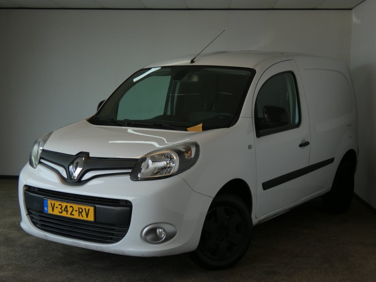 Renault Kangoo - 1.5 dCi 90 F.Ed. Nwe APK airco - AutoWereld.nl