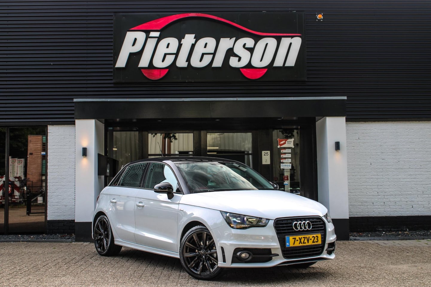 Audi A1 Sportback - 1.2 TFSI NAP S-Line CRUISE NAVI AIRCO - AutoWereld.nl
