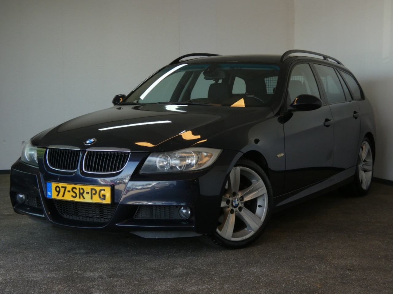 BMW 3-serie Touring - 320d Business Line Nwe APK automaat - AutoWereld.nl