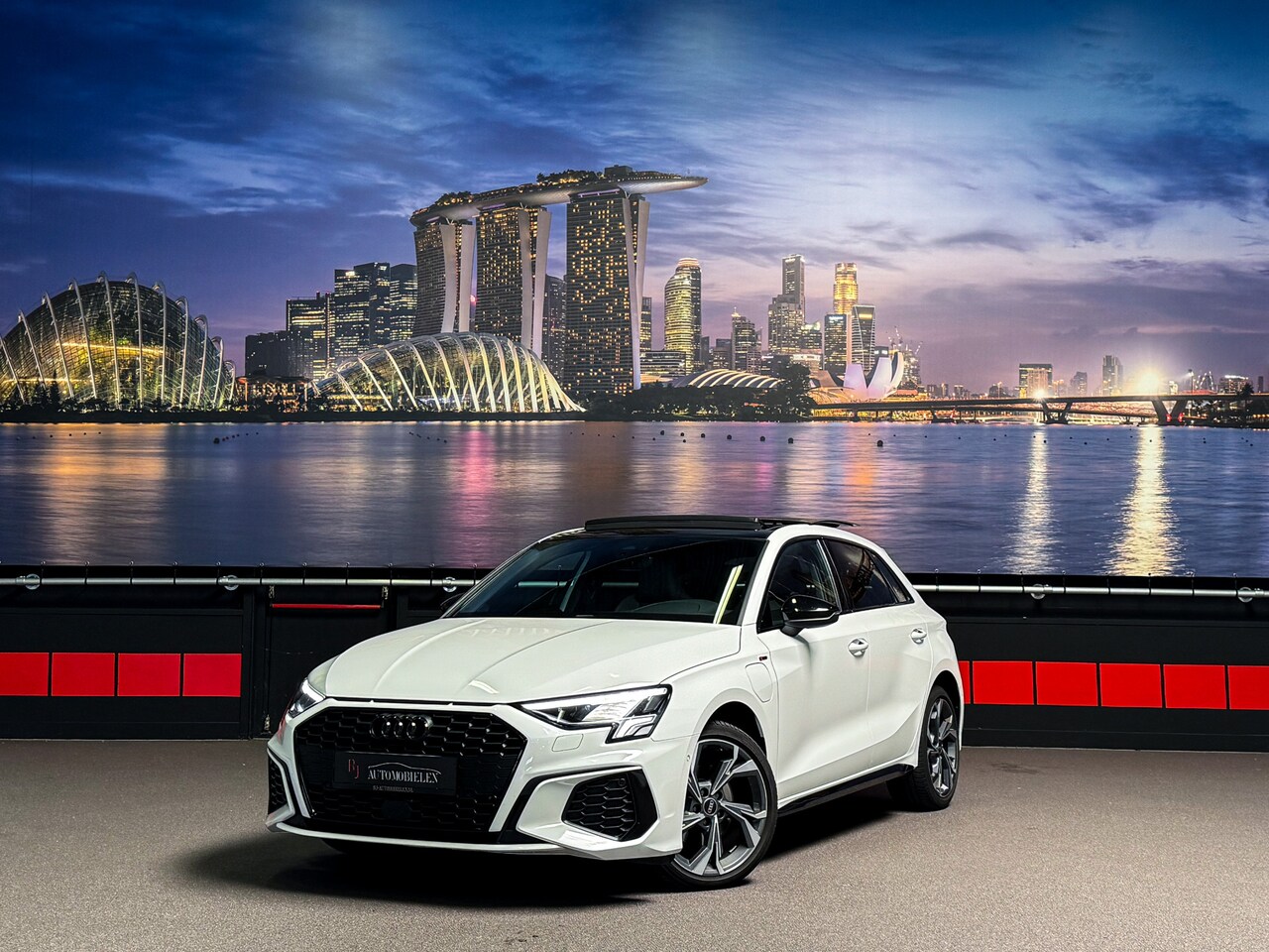 Audi A3 Sportback - 40 TFSI e 3x S-line Panorama|Camera|Mode|ParkAsisst - AutoWereld.nl