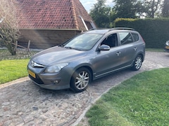 Hyundai i30 CW - 1.4i i-Motion Business-NL auto-Airco-PDC-LMV