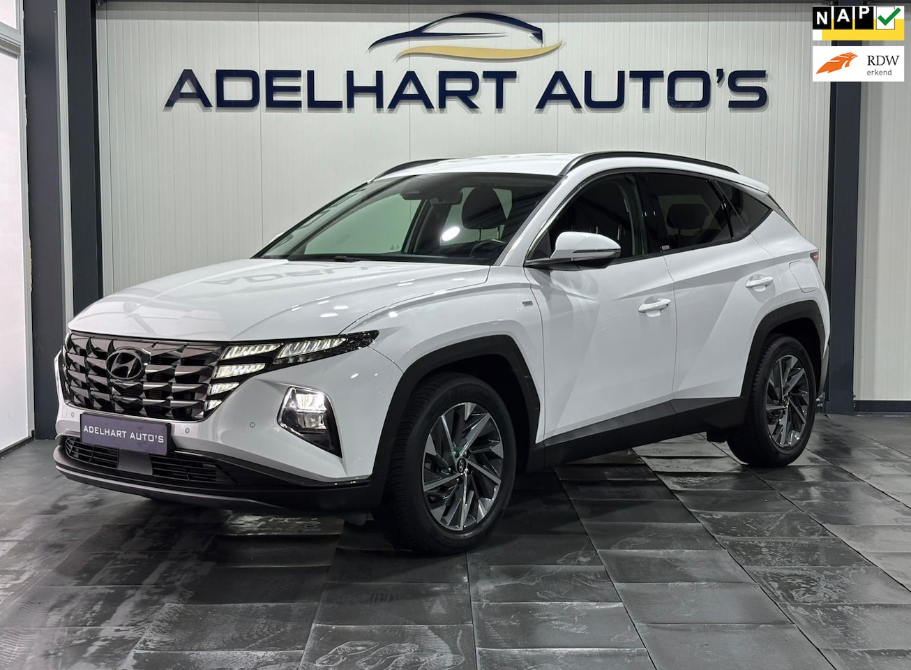 Hyundai Tucson - 1.6 T-GDI MHEV Comfort / Navigatie full map / Camera / Cruise Control / Climate control / - AutoWereld.nl