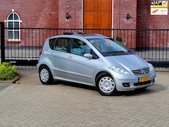 Mercedes-Benz A-klasse - 170 Avantgarde / Automaat / 1e eigenaar / Nap / Open dak / Nieuwe Apk