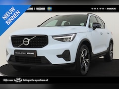 Volvo XC40 - B4 (M-HYBRID) PLUS DARK -CAMERA|ADAP.CRUISE|VERW.VOORRUIT|TREKHAAK|HARMAN/KARDON
