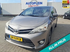 Toyota Verso - 1.8 VVT-i Business mooie complete Verso met trekhaak en panoramadak