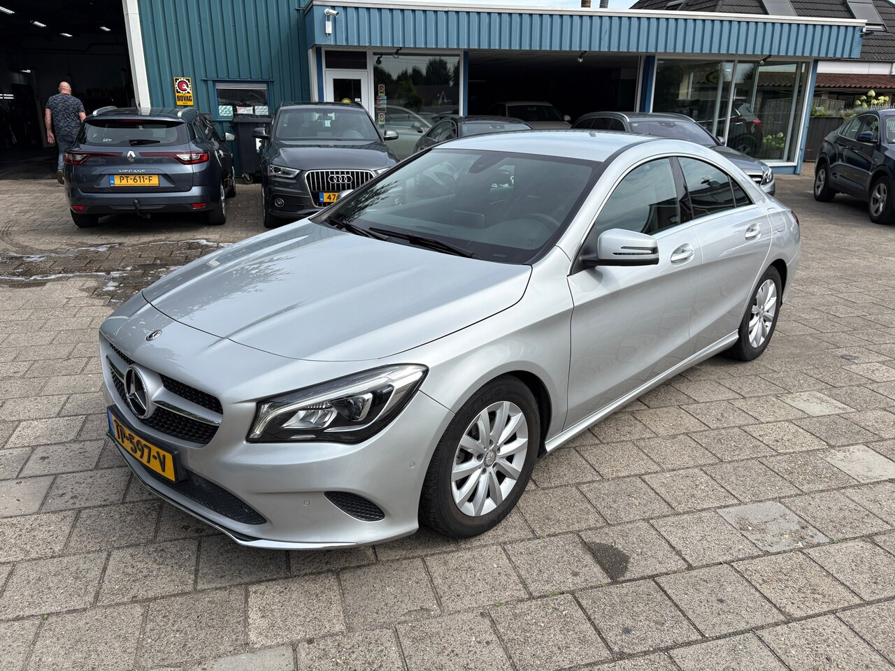 Mercedes-Benz CLA-Klasse - 180 Business Solution Plus Upgrade Edition 180 Business Solution Plus Upgrade Edition - AutoWereld.nl