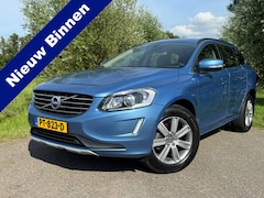 Volvo XC60 - 2.0 D4 FWD / Automaat / Airco-Clima / Navigatie / Elektrische Voorstoel en Achterklep / Ha