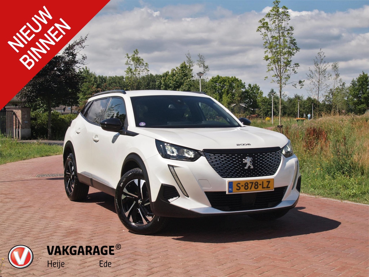 Peugeot 2008 - 1.2 PureTech Allure | Camera | Apple Carplay | Cruise Control | Dealeronderhouden | - AutoWereld.nl