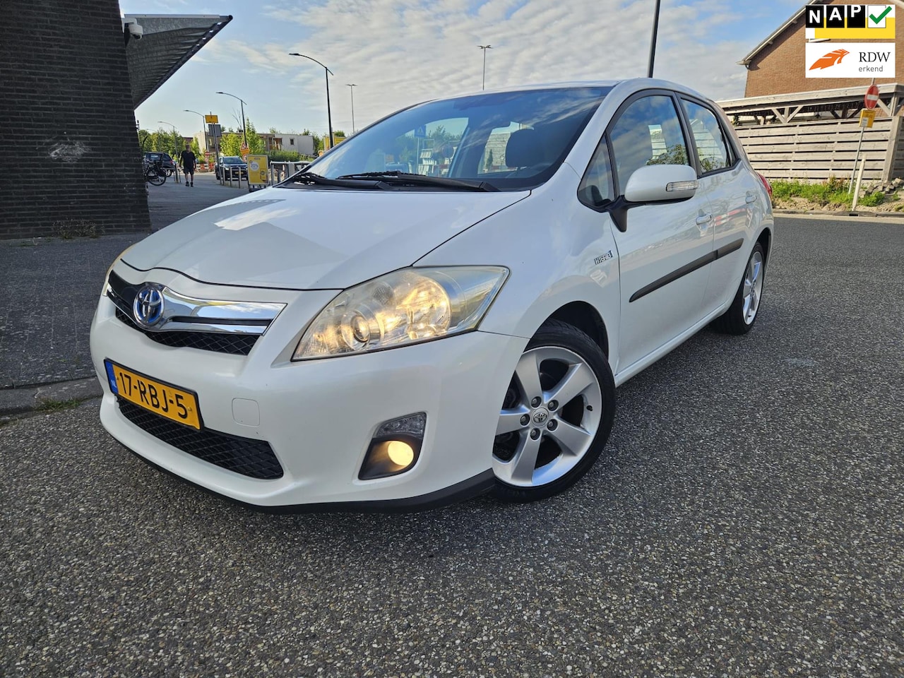 Toyota Auris - 1.8 Full Hybrid Dynamic GARANTIE - AutoWereld.nl