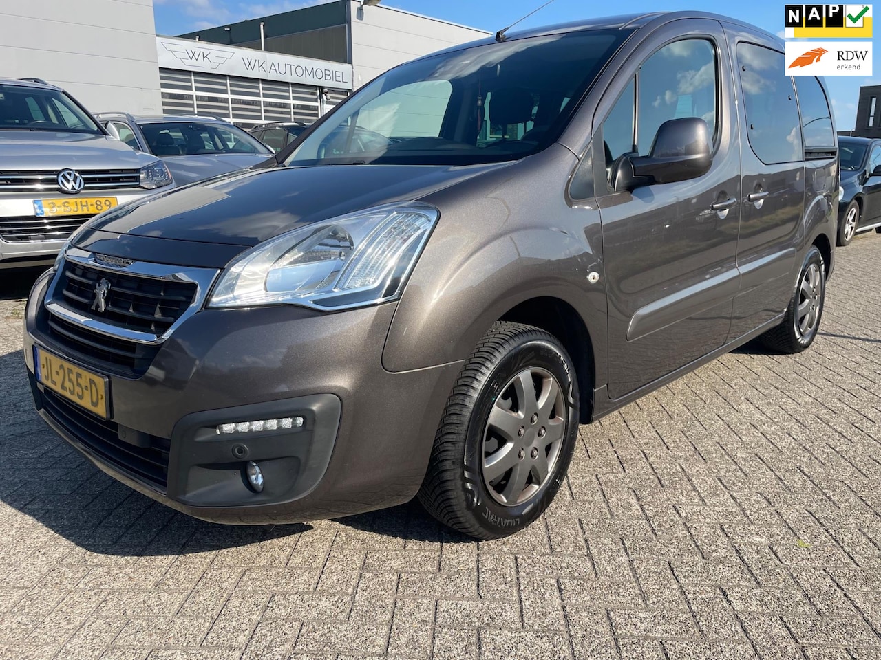 Peugeot Partner Tepee - 1.6 VTi Active 1.6 VTi Active - AutoWereld.nl