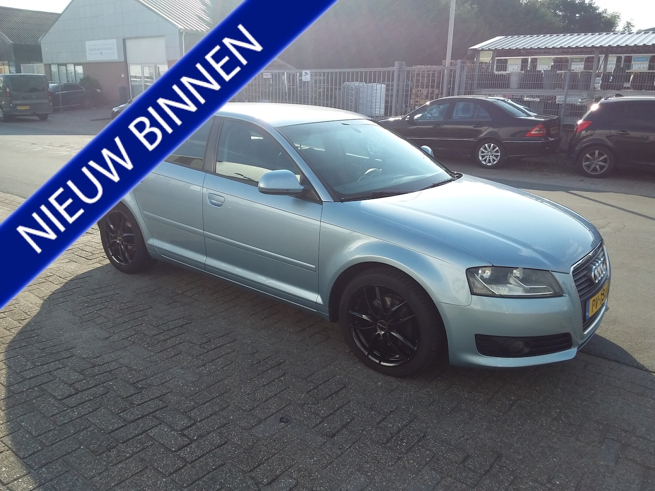 Audi A3 Sportback - 1.8 TFSI Attraction 1.8 TFSI Attraction - AutoWereld.nl
