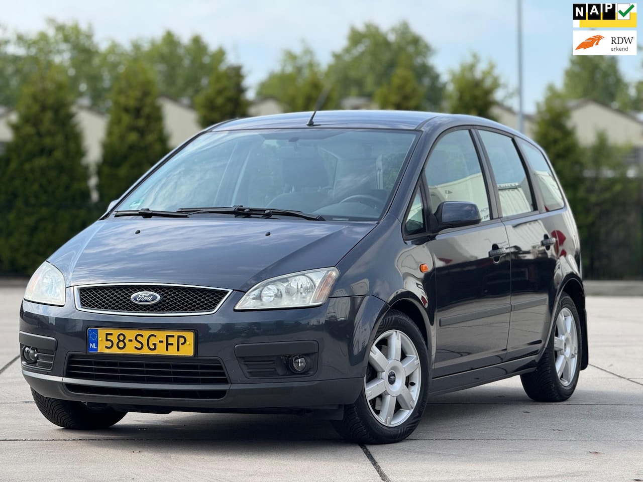 Ford Focus C-Max - 2.0-16V Futura | Automaat | Airco | Cruise Control | Trekhaak | - AutoWereld.nl