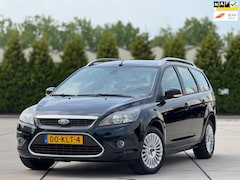 Ford Focus Wagon - 1.8 Limited Flexi Fuel | Trekhaak | Airco | Parkeersensoren | Keyless entree | Navigatie |