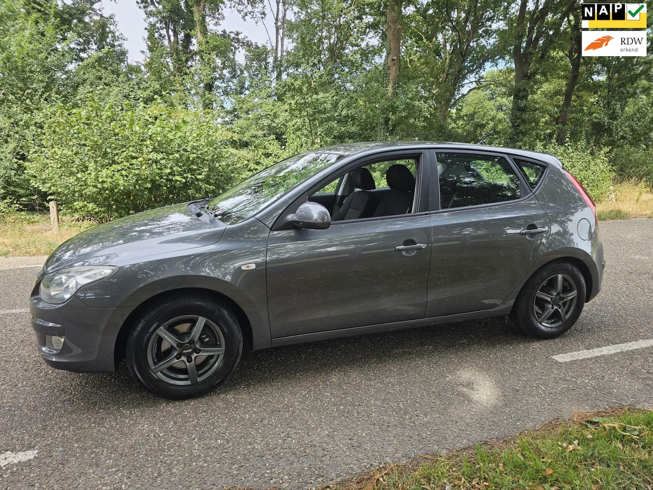 Hyundai i30 - 1.6i Dynamic 1.6i Dynamic - AutoWereld.nl
