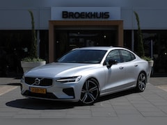 Volvo S60 - T4 R-Design | Adaptieve cruise control incl. BLIS | Trekhaak | Keyless | Stoelverwarming |