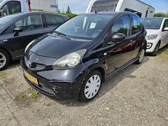 Toyota Aygo - 1.0-12V NIEUWE APK * Airco * El. Ramen