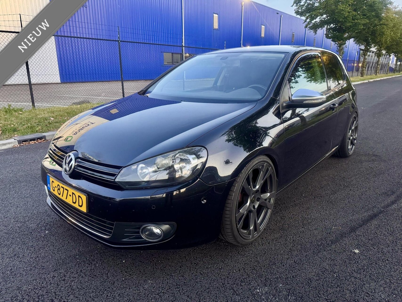 Volkswagen Golf - 1.4 TSI | GTI look - Sportvelgen - CarPlay - AutoWereld.nl
