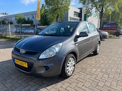 Hyundai i20 - 1.2i Business Edition - Airco - Usb / Aux
