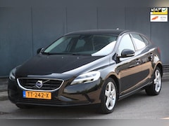 Volvo V40 - 1.5 T3 Dynamic Edition Xenon/Trekhaak/Parkeersensor v, a/Stoelverwarming