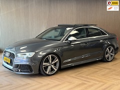 Audi A3 Limousine - 2.5 TFSI RS 3 quattro AUT. PANORAMADAK VIRTUAL COCKPIT LEDER NAVIGATIE STOELVERWARMING PDC