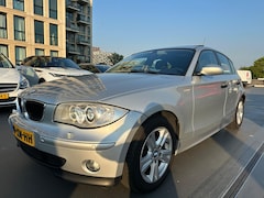 BMW 1-serie - 118i Executive AUTOMAAT Leer Clima PDC 1e Eigenaar Dealer OH Als Nieuw