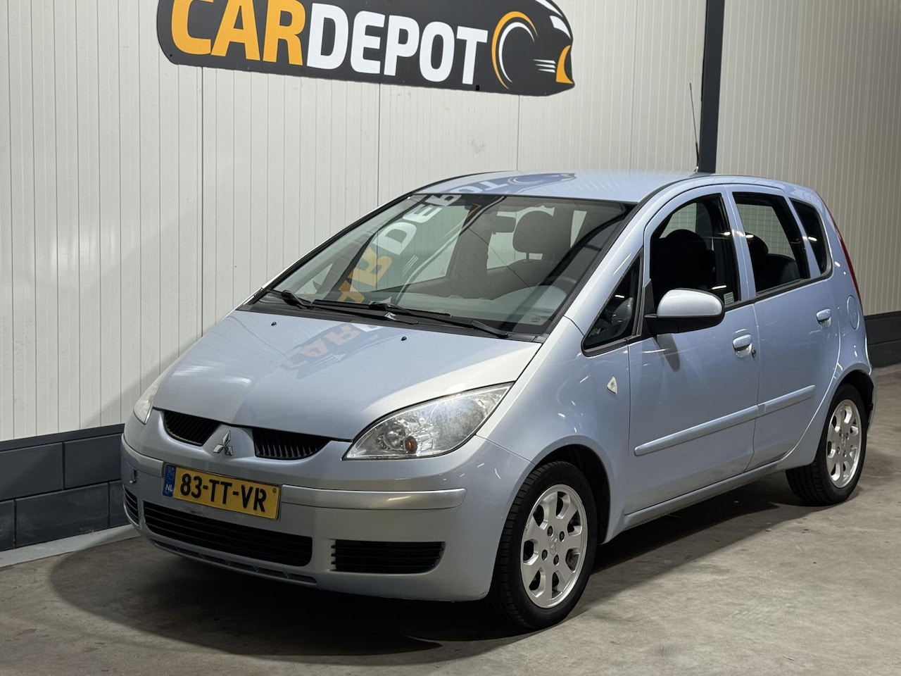 Mitsubishi Colt - 1.3 Invite - AutoWereld.nl