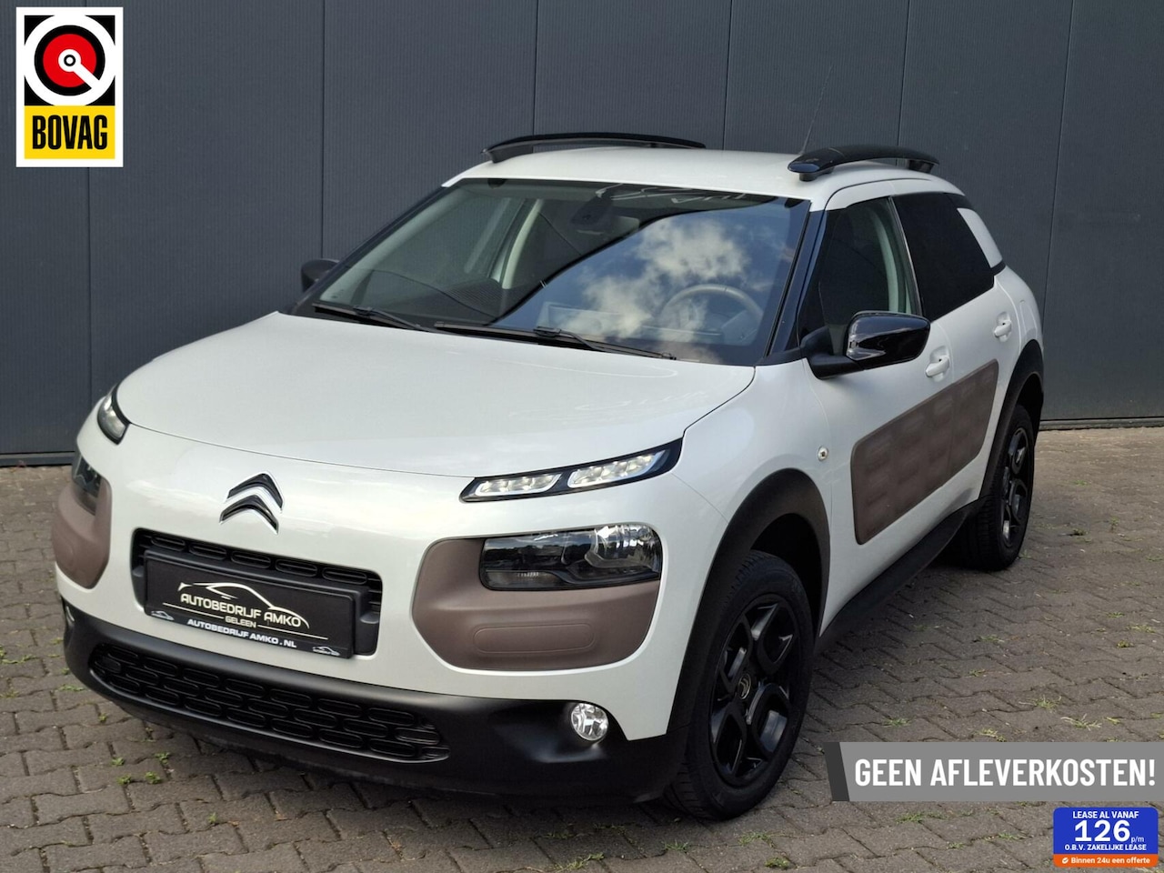 Citroën C4 Cactus - 1.2 PureTech NAVI / LEDER / CAMERA / TREKHAAK - AutoWereld.nl