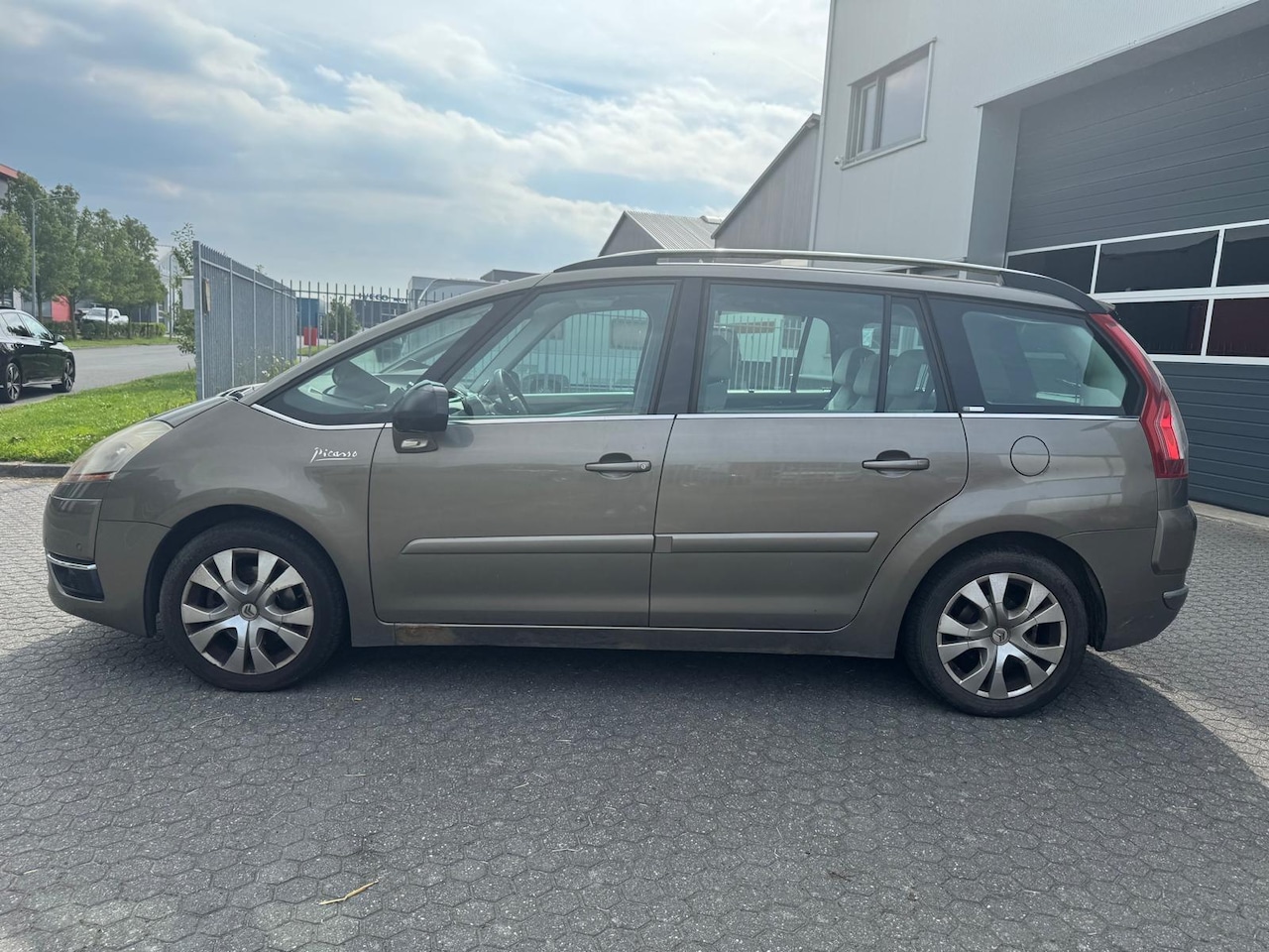 Citroën Grand C4 Picasso - 2.0-16V Exclusive EB6V 7p.PANO AUTOMAAT - AutoWereld.nl