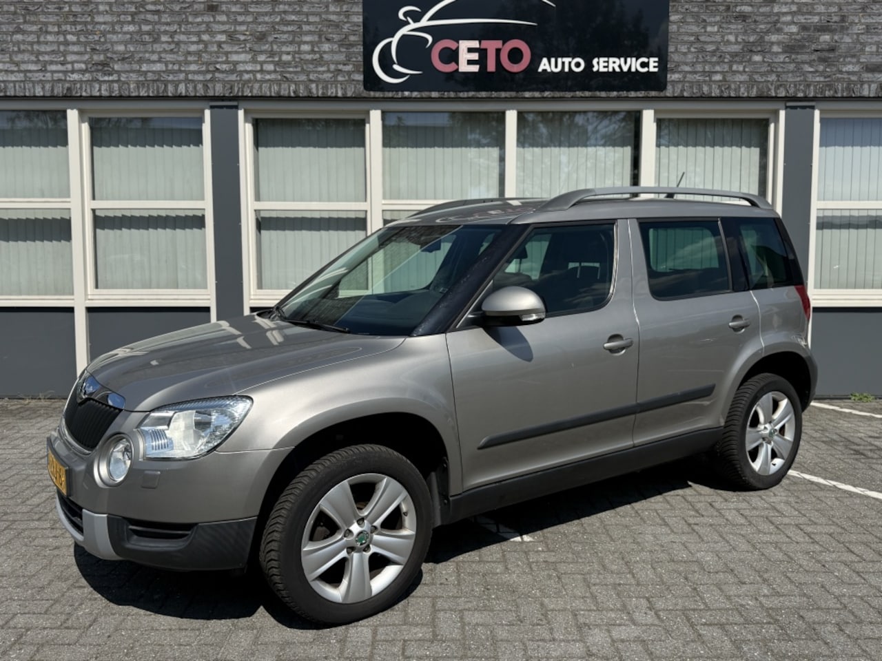 Skoda Yeti - 1.2 TSI Tour NAVI Clima - AutoWereld.nl
