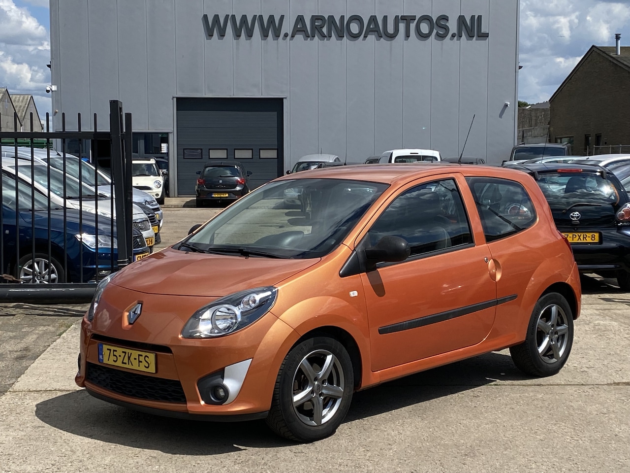 Renault Twingo - 1.2 Dynamique 1.2 Dynamique, 164.866 KM NAP, STUURBEKRACHTIGING, ELEK-RAMEN, CAPTAIN CHAIRS, ISOFIX, RAD - AutoWereld.nl