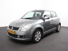 Suzuki Swift - 1.5 Automaat Exclusive Airco Elektrische ramen Lichtmetalen velgen Radio Handel/ Export