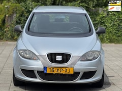 SEAT Altea XL - 1.6 Reference, 2eigenaar, km nap, airco, aluminium velgen