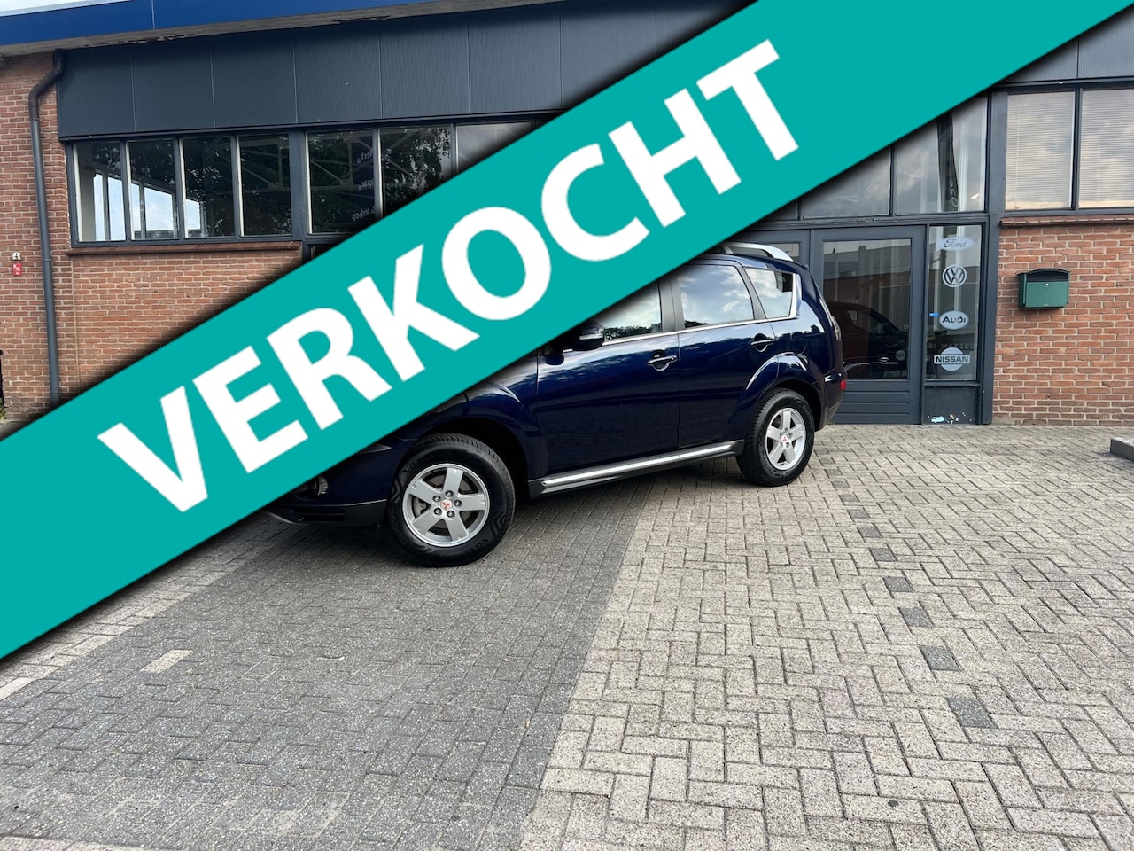 Mitsubishi Outlander - 2.0 Intro Edition 2.0 Intro Edition, Airco, Alcantara - AutoWereld.nl