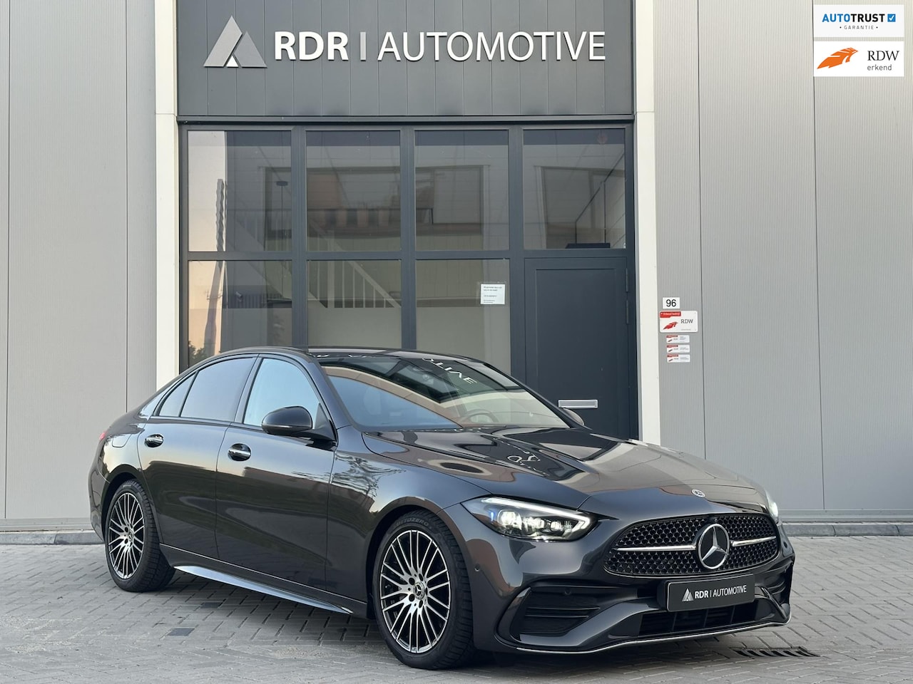 Mercedes-Benz C-klasse - 220 d AMG Line 220 d AMG Line - AutoWereld.nl