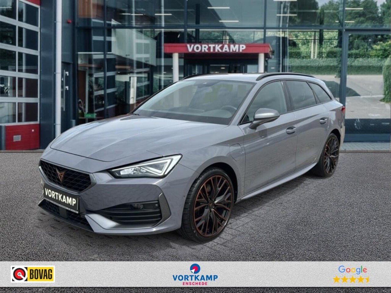 CUPRA Leon Sportstourer - 1.4 TSI DSG VZ E-HYBRID CAMERA/NAVI/CARPLAY/ACC/E-KLEP/STOELVERW - AutoWereld.nl