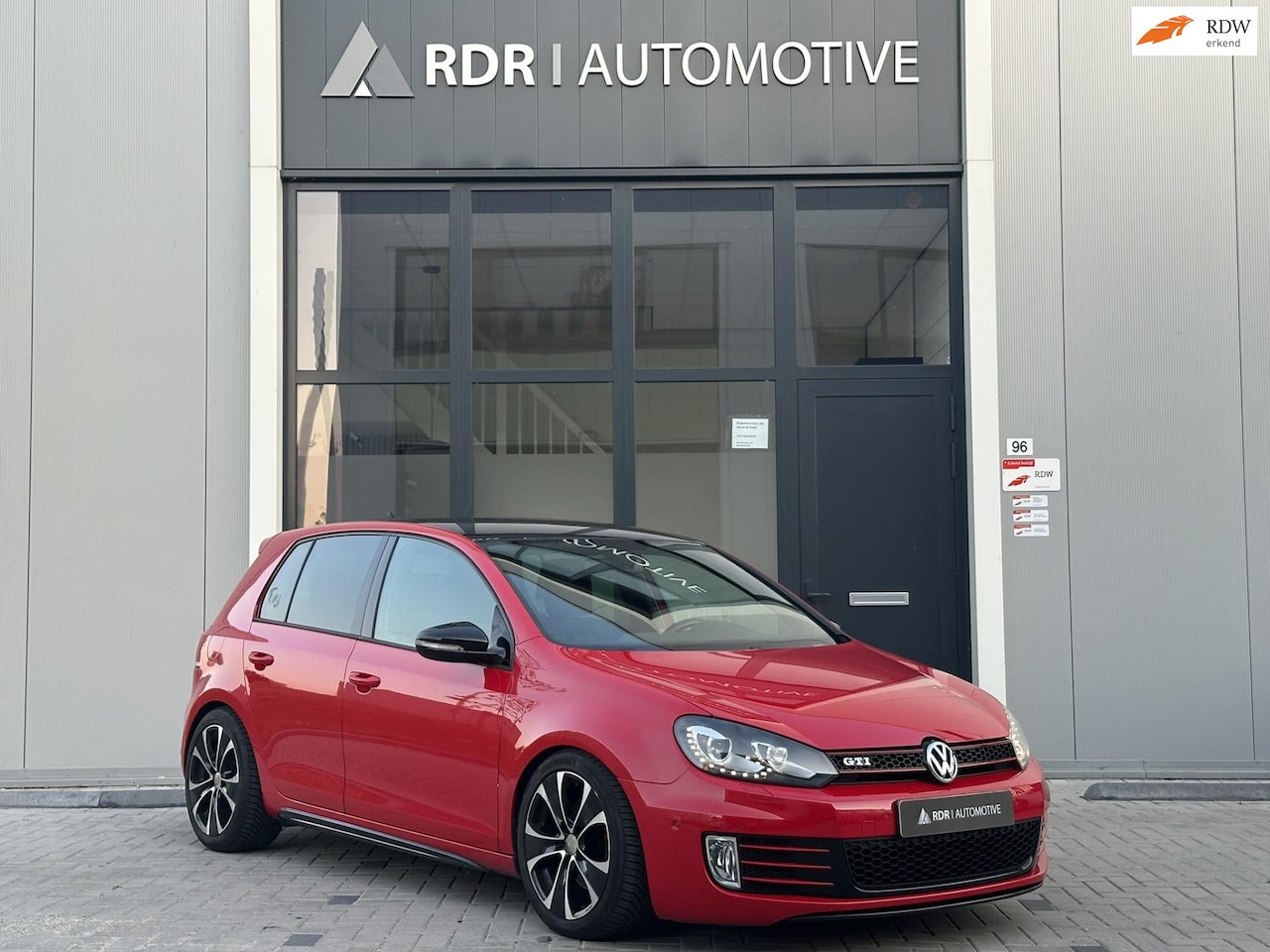 Volkswagen Golf - 2.0 GTI 2.0 GTI - AutoWereld.nl