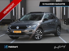 Volkswagen T-Roc - IQ.Drive 1.5 TSI 150pk PANO-DAK | 17''LM | DODE HOEK | ADAP. CRUISE | APPLE CARPLAY | TREK