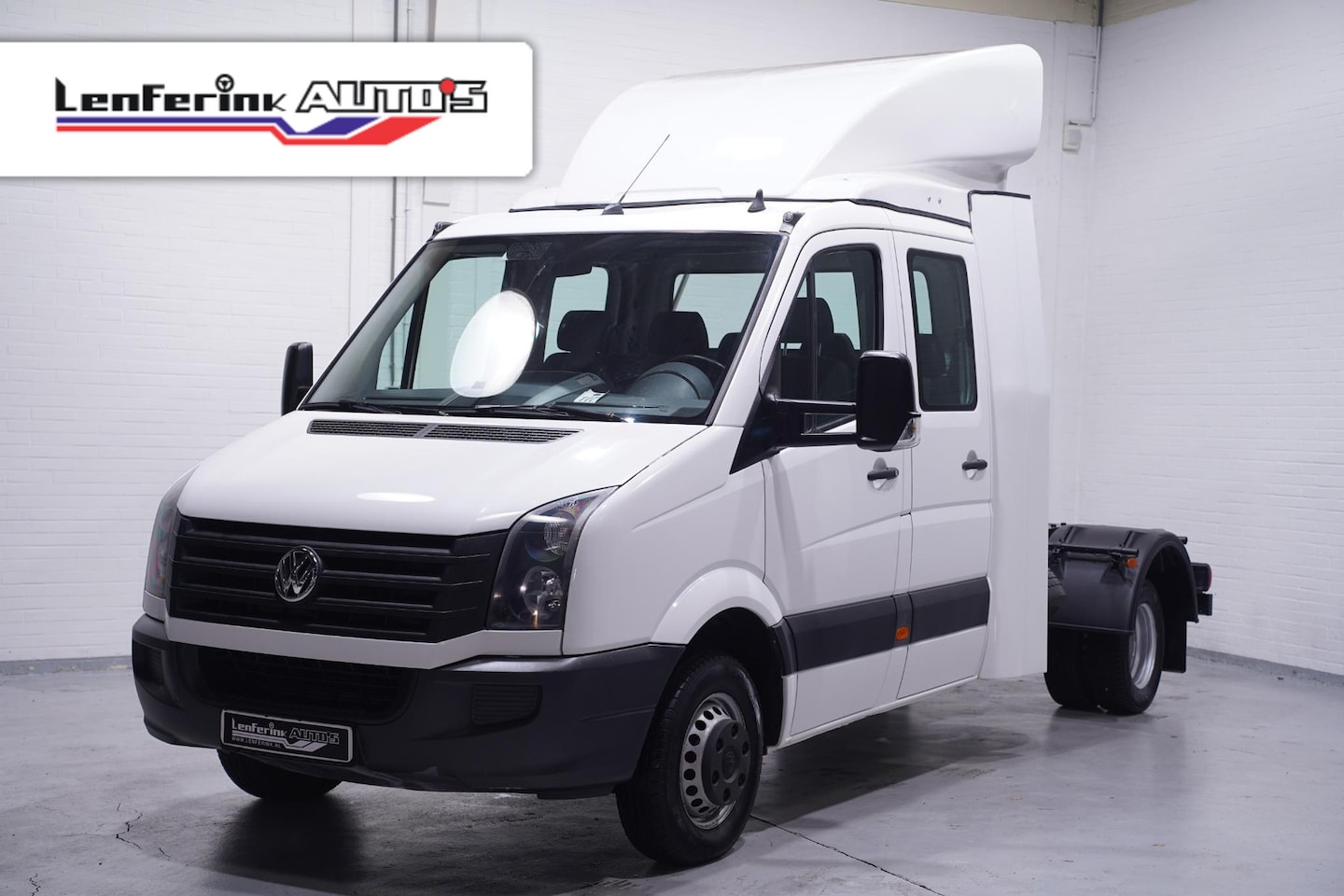 Volkswagen Crafter - 2.0 TDI 163 pk BE-Trekker Dubbel Cabine 7p - AutoWereld.nl