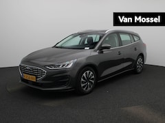 Ford Focus Wagon - 1.0 EcoBoost Hybrid Titanium Style | Parkeer sensoren | Climate control | Apple carplay |