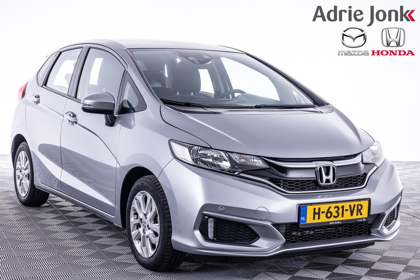 Honda Jazz - 1.3 i-VTEC Comfort AUTOMAAT | NAVIGATIE | Bijna als nieuw | Zeer lage km stand 11040 km | - AutoWereld.nl