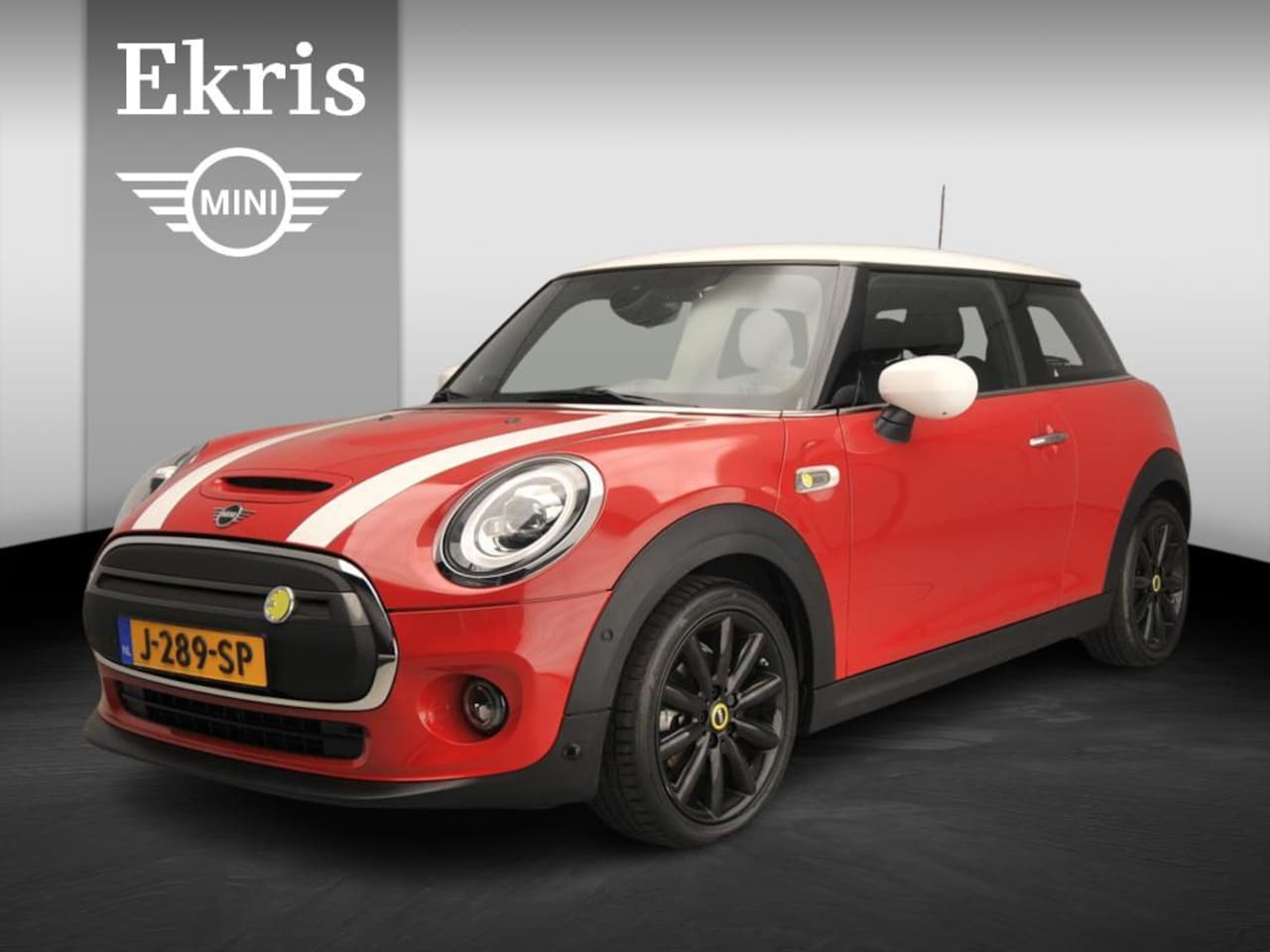 MINI Mini-Electric - 3-deurs Cooper SE Leder / Sportstoelen / Camera / Park assist / LED / Head-up / Harman Kar - AutoWereld.nl