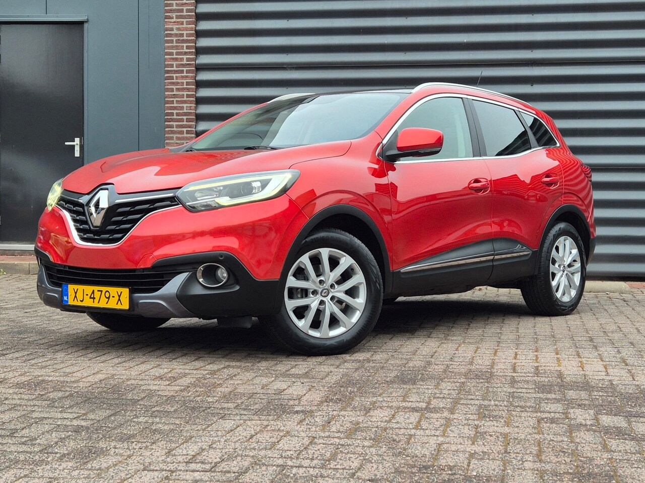 Renault Kadjar - 1.5 dCi Intens Automaat | Trekhaak | Navi | - AutoWereld.nl