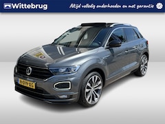 Volkswagen T-Roc - 1.5 TSI 2x R-Line / AUTOMAAT/ PANO/ CAMERA/ PARK. SENSOREN/ APP-CONNECT/ STOEL VERWARM./ A