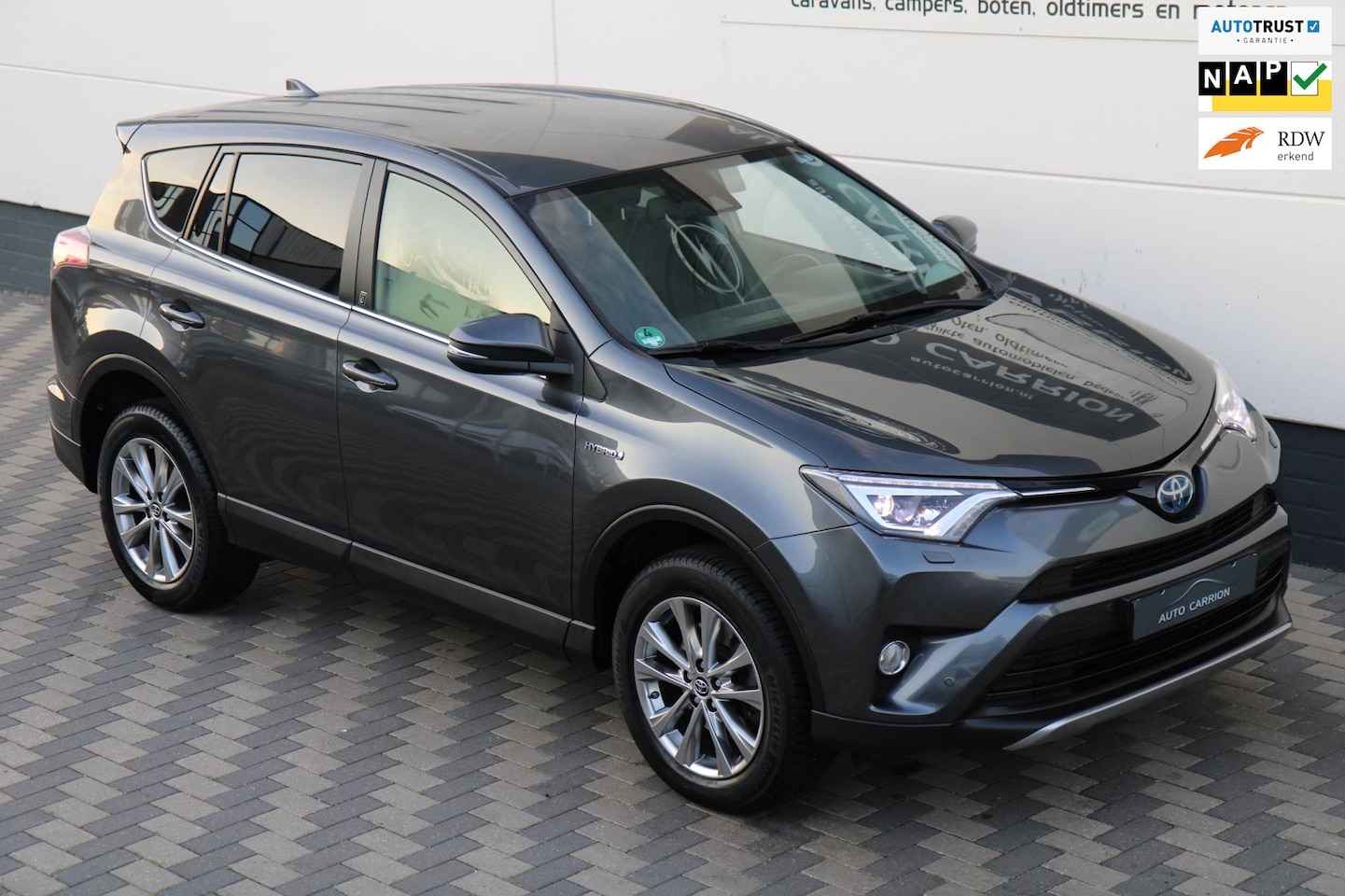 Toyota RAV4 - 2.5 Hybrid Navi Camera LED Dealer Ond Zeer Luxe ! - AutoWereld.nl