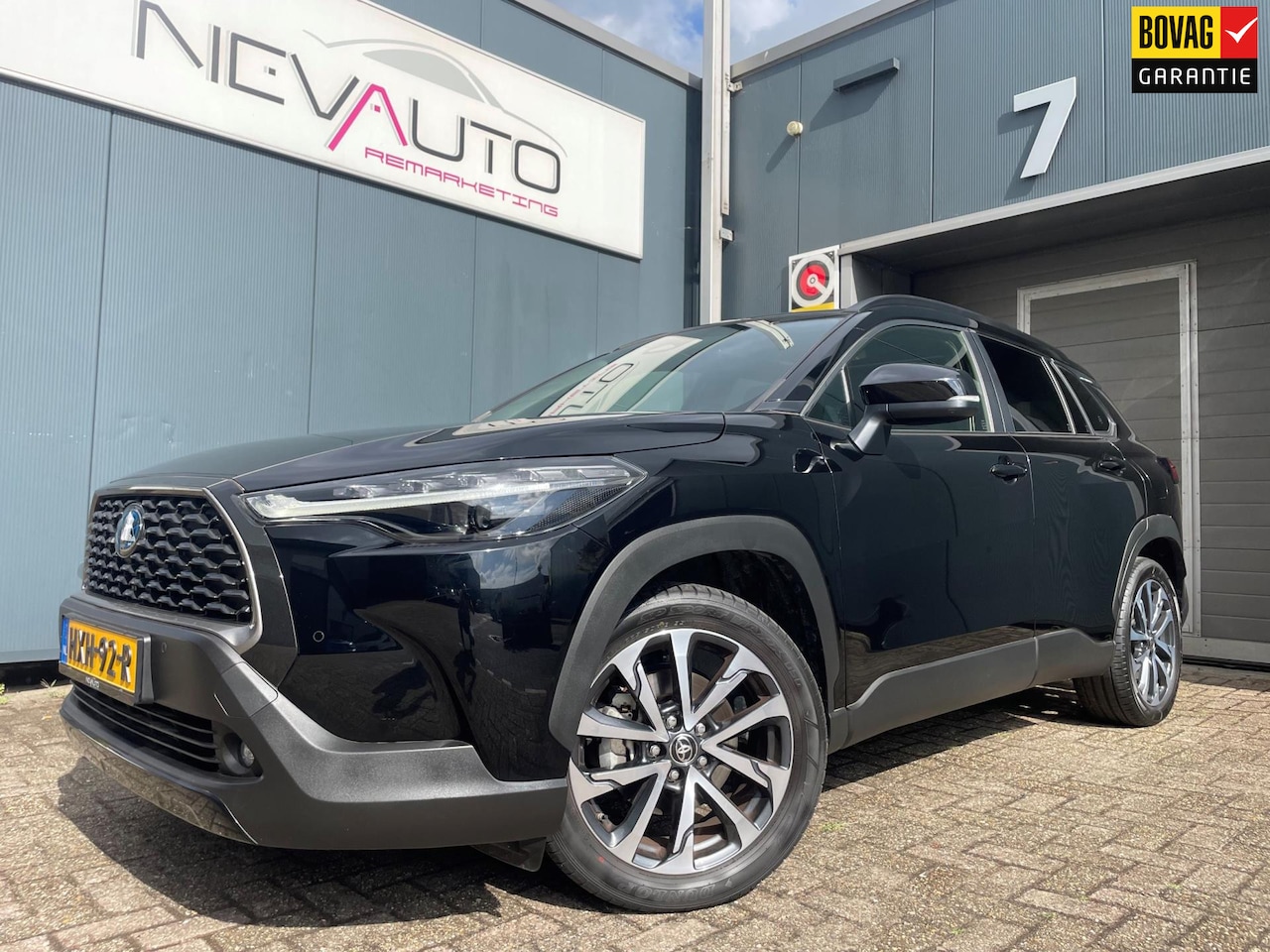 Toyota Corolla Cross - Hybrid 200 Executive Panoramadak 197PK - AutoWereld.nl