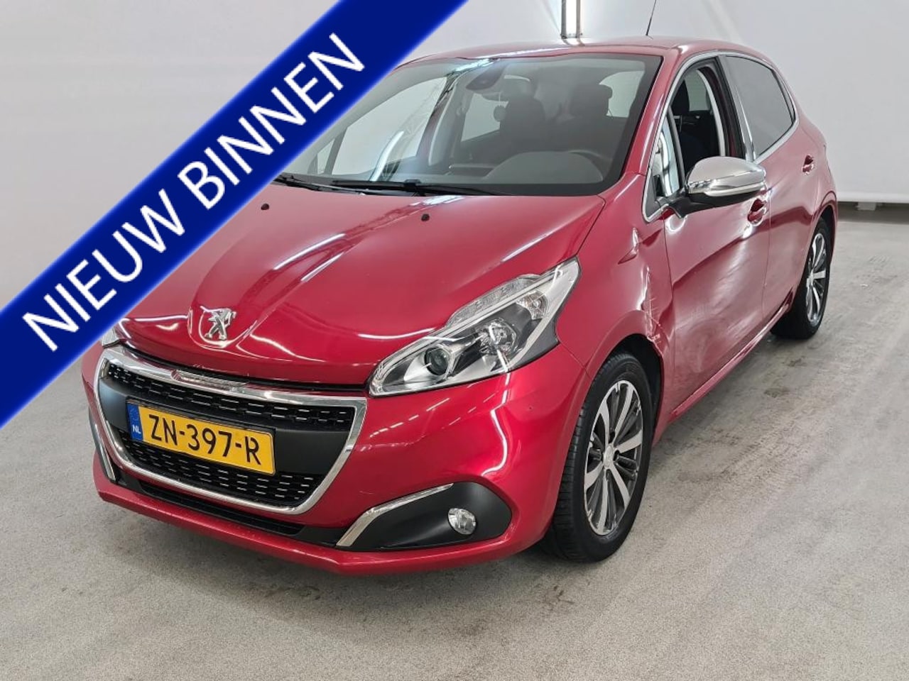Peugeot 208 - 1.2 PureTech Allure NL AUTO | CARPLAY | CAMERA | AUTOMAAT ! - AutoWereld.nl