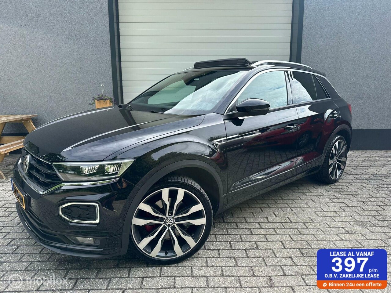 Volkswagen T-Roc - 2.0 TSI 4Motion / 3x R-line / Dealer onderh - AutoWereld.nl